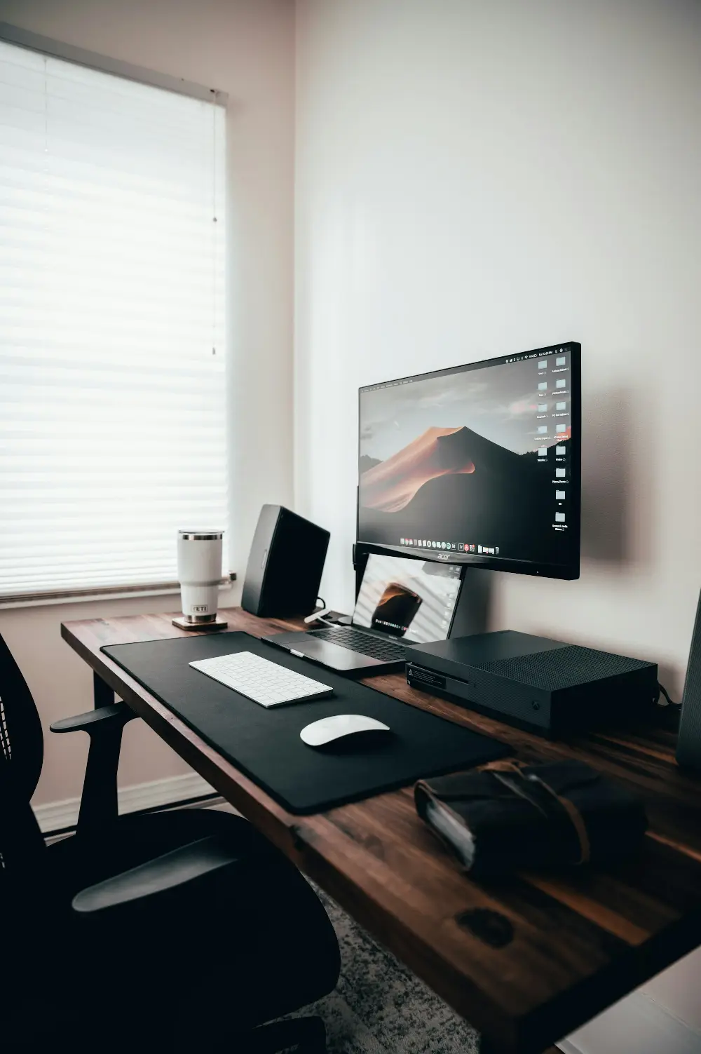 Bureau de gestion des dossiers LC Car